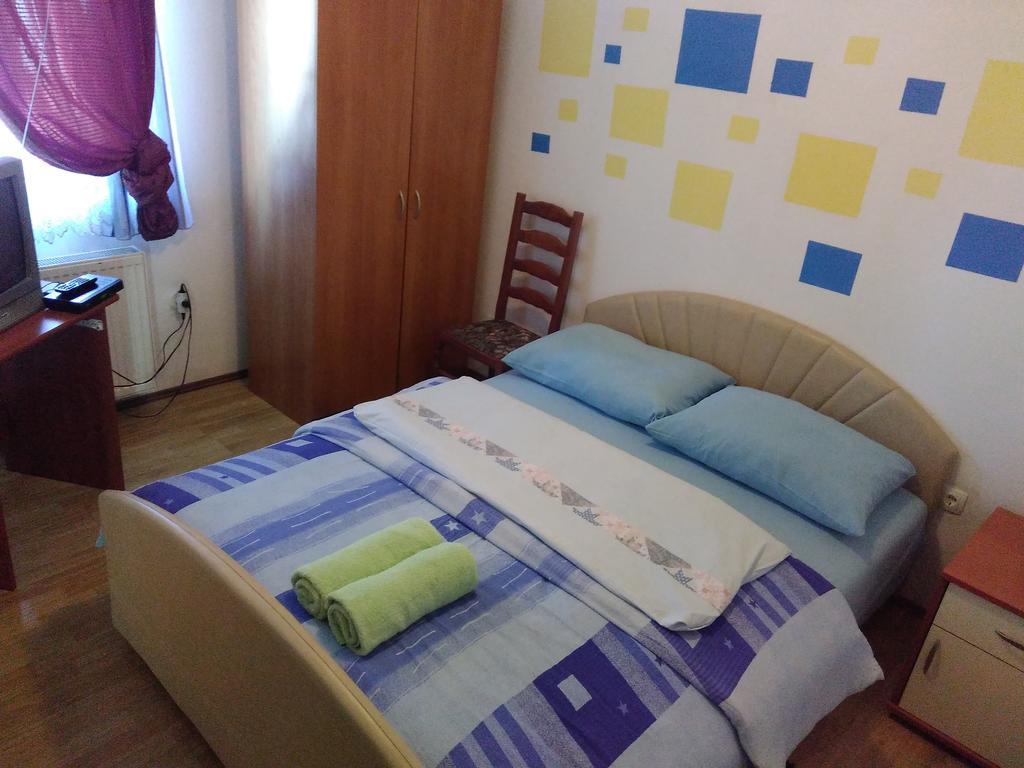 Bed&Breakfast Konoba Jure Krasno Polje Exterior foto