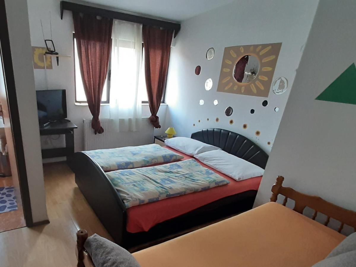 Bed&Breakfast Konoba Jure Krasno Polje Exterior foto