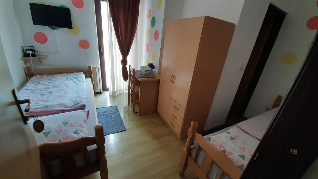 Bed&Breakfast Konoba Jure Krasno Polje Exterior foto